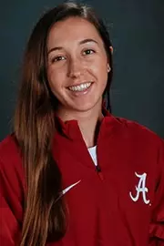 Jacqueline Guezille headshot