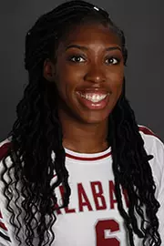 07-10-18 WVB Headshots
Cidavia Hall
Photo by Amelia B. Barton