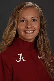 08-20-18 MWCC Headshots
Maddie Dearborn
Photo by Amelia B. Barton