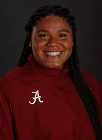 08-30-18 MWTR Mugs 
Nickolette Dunbar
Photo by Kristen Taylor