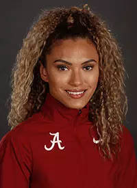 08-30-18 MWTR Mugs 
Katie Funcheon
Photo by Kristen Taylor