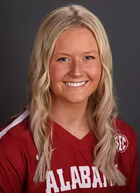 2021 Malia Moore Headshot