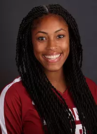 2021 Laila Smith Headshot