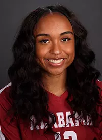 2021 Alyiah Wells Headshot