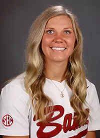 Alabama Softball player Bailey Dowling