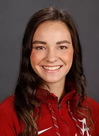 Shallon Olsen Headshot