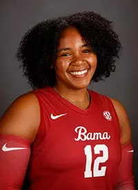 2023 Gabbi LeBlanc Headshot