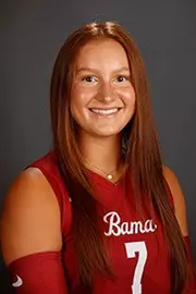 2023 Victoria Schmer Headshot