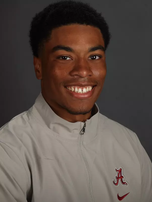 9/12/23 MWSD Mugs
Isiah Hilton
Photo by Robert Sutton