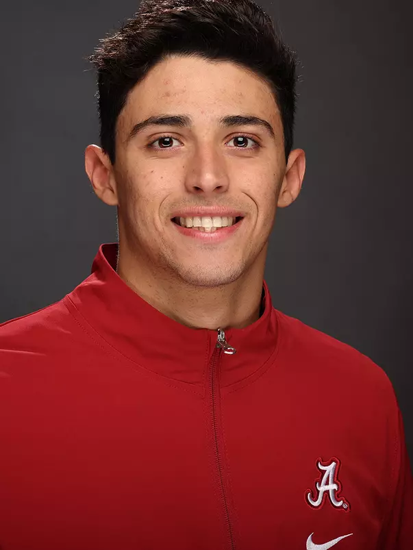 Kaique Alves headshot