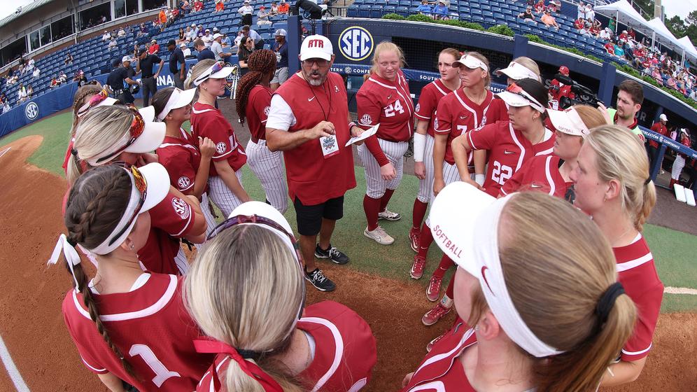 Alabama Head Coach Patrick Murphy speaks to his team against LSU during the SEC Softball Tournament at the Auburn Softball Complex in Auburn, AL on Wednesday, May 8, 2024.
