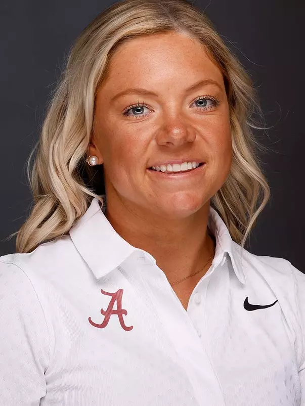 Kennedy Carroll 2024 Headshot