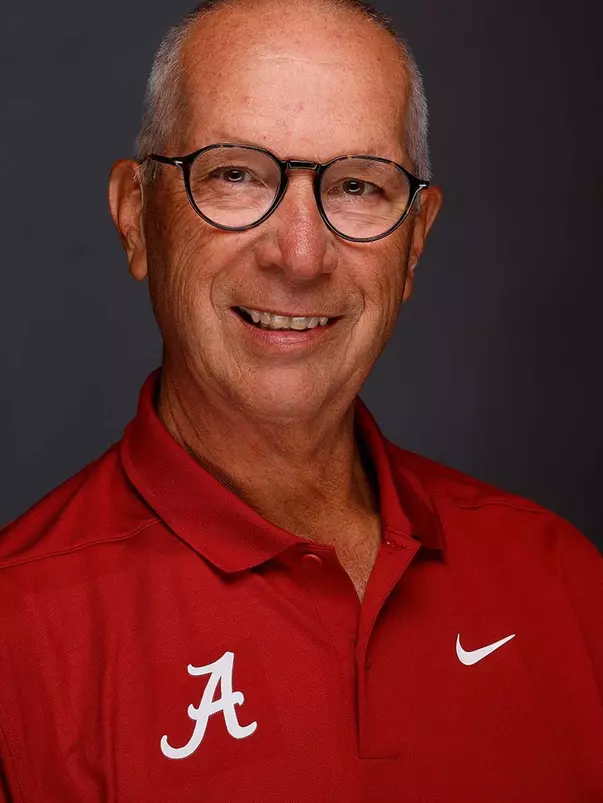 Mic Potter 2024 Headshot