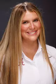 Isabella van Der Biest 2024 Headshot
