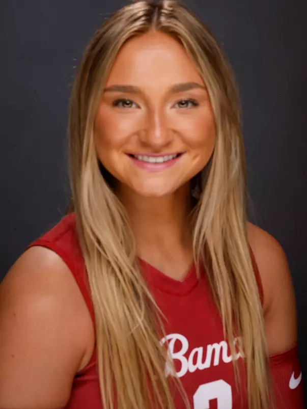 2024 Callie Kieffer (2) Headshot