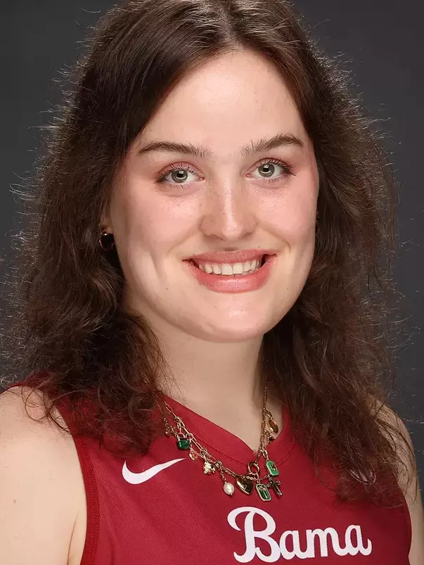 2025 Maddie Snider Headshot