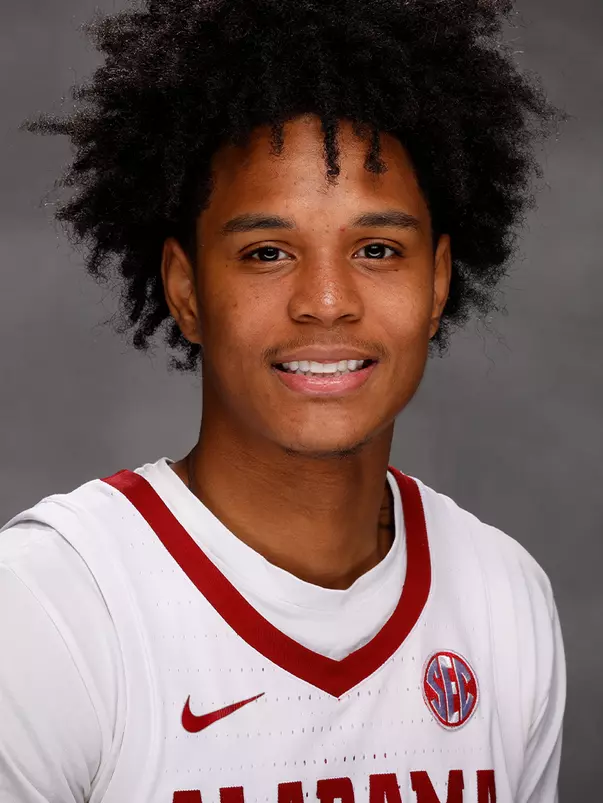 Aden Holloway Headshot