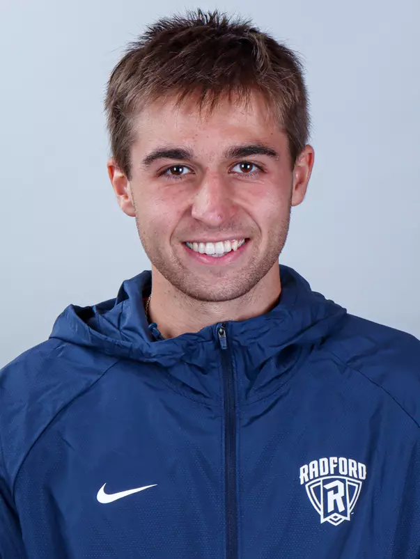 Alejo Cobos Headshot