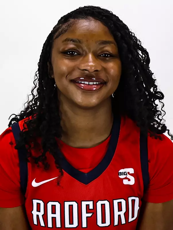Kerri Fluellen 2627 Headshot