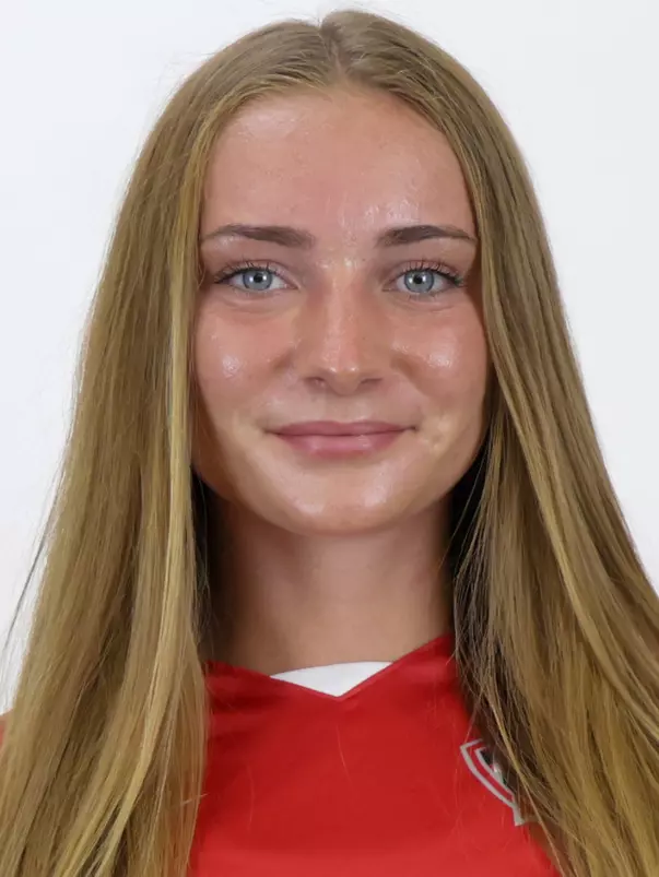 Carpenter_Headshot_2026