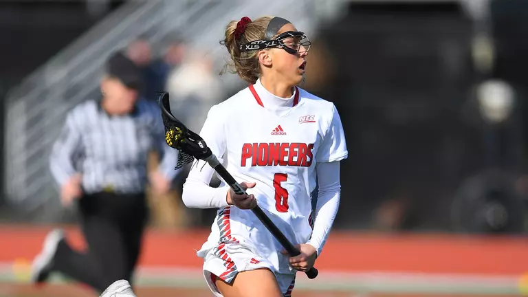 Women's Lacrosse Falls 13-6 At Iona