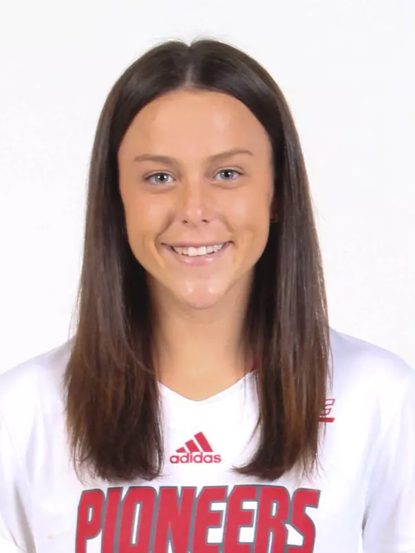 Maggie Barr headshot 2021