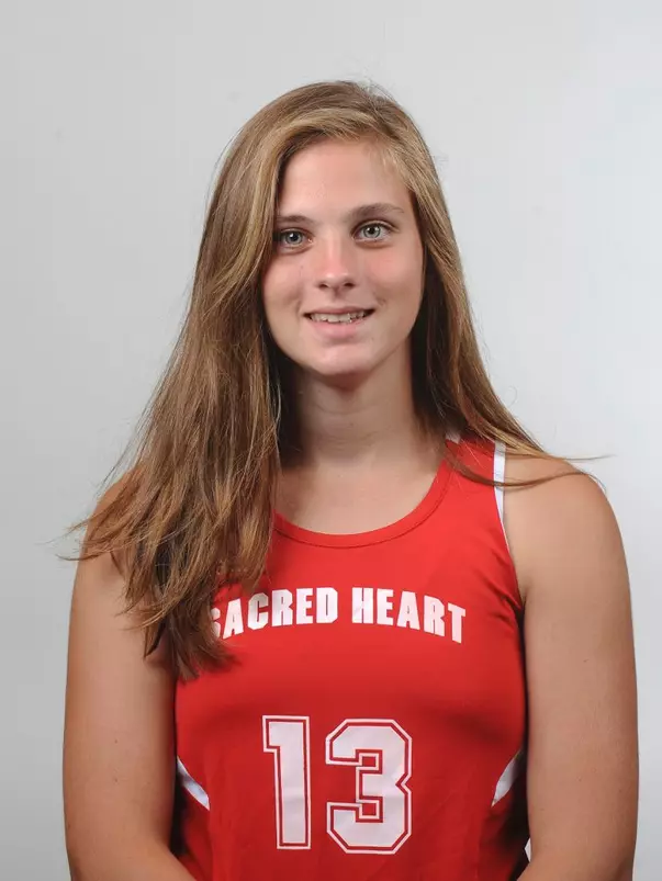Nichole Tolli