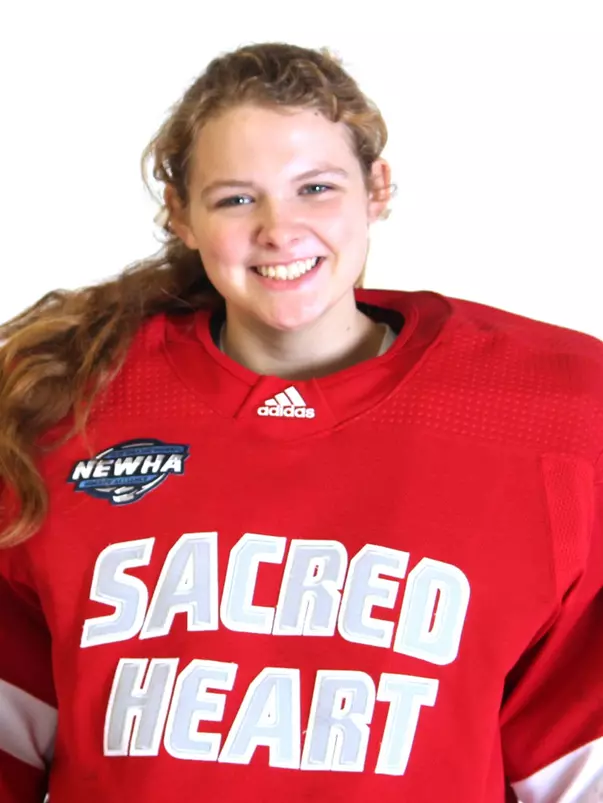 Greene, Carly Headshot