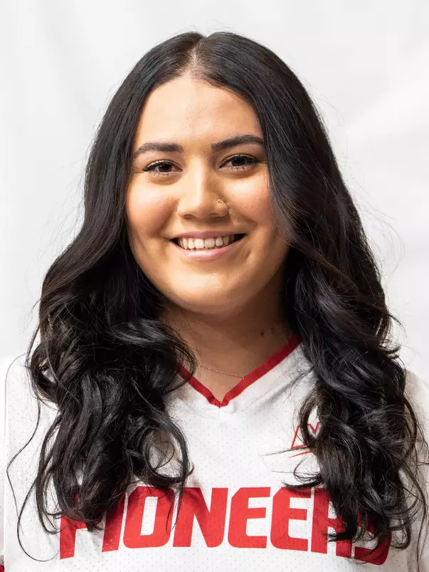 This is a headshot of Alyssa Gonzalez