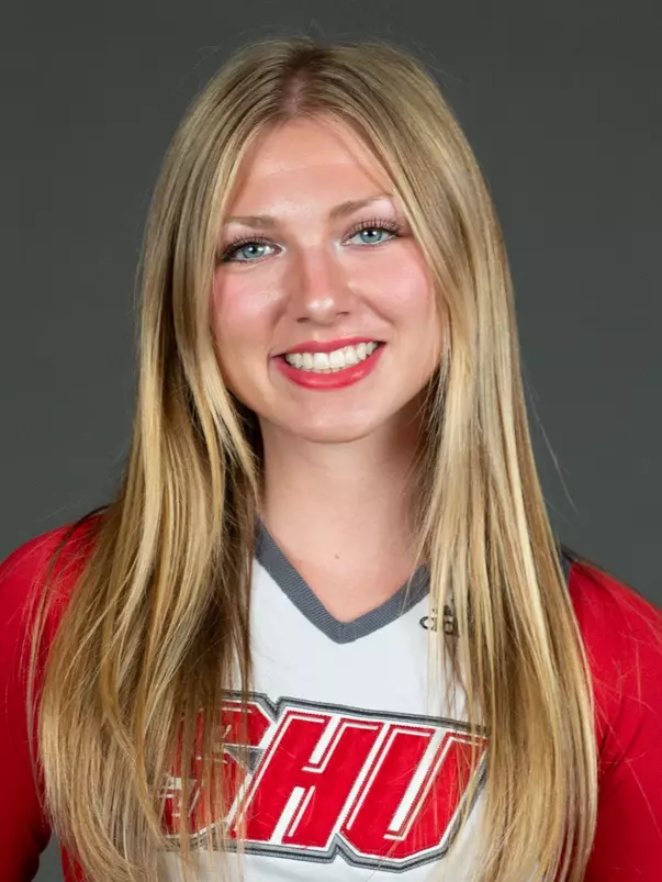 Sacred Heart University cheerleading photo by Tracy Deer-Mirek 8/21/23