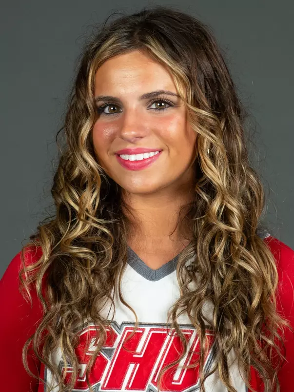 Sacred Heart University cheerleading photo by Tracy Deer-Mirek 8/21/23