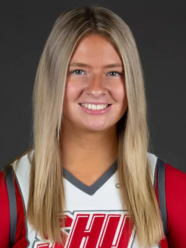 Sacred Heart University cheerleading photo by Tracy Deer-Mirek 8/21/23