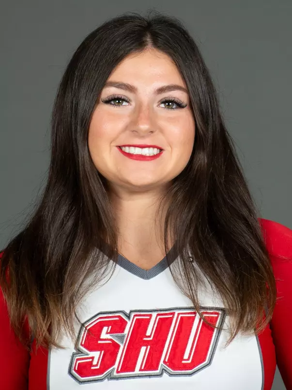 Sacred Heart University cheerleading photo by Tracy Deer-Mirek 8/21/23