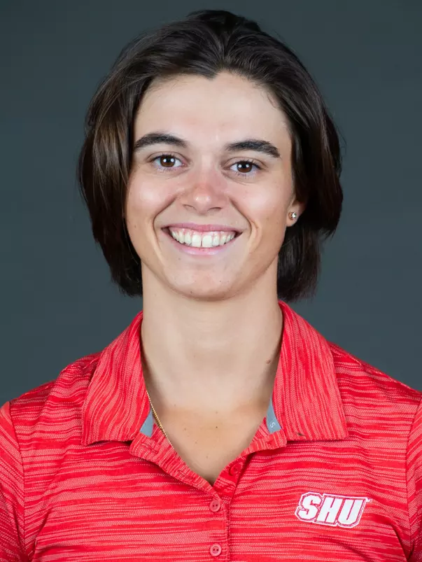 Sacred Heart University women's golf photo by Tracy Deer-Mirek 8/22/23