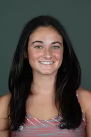 Sacred Heart University women's cross country photo by Tracy Deer-Mirek 8/22/23