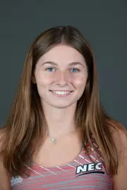 Sacred Heart University women's cross country photo by Tracy Deer-Mirek 8/22/23