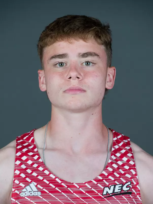 Sacred Heart University men's cross country photo by Tracy Deer-Mirek 8/22/23