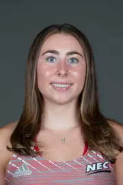 Sacred Heart University women's cross country photo by Tracy Deer-Mirek 8/22/23