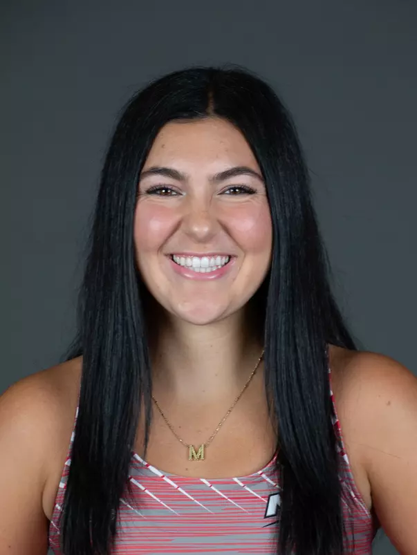 Sacred Heart University women's cross country photo by Tracy Deer-Mirek 8/22/23