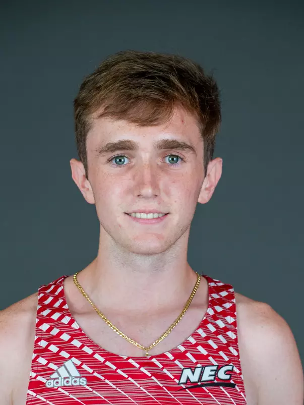 Sacred Heart University men's cross country photo by Tracy Deer-Mirek 8/22/23