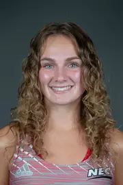 Sacred Heart University women's cross country photo by Tracy Deer-Mirek 8/22/23