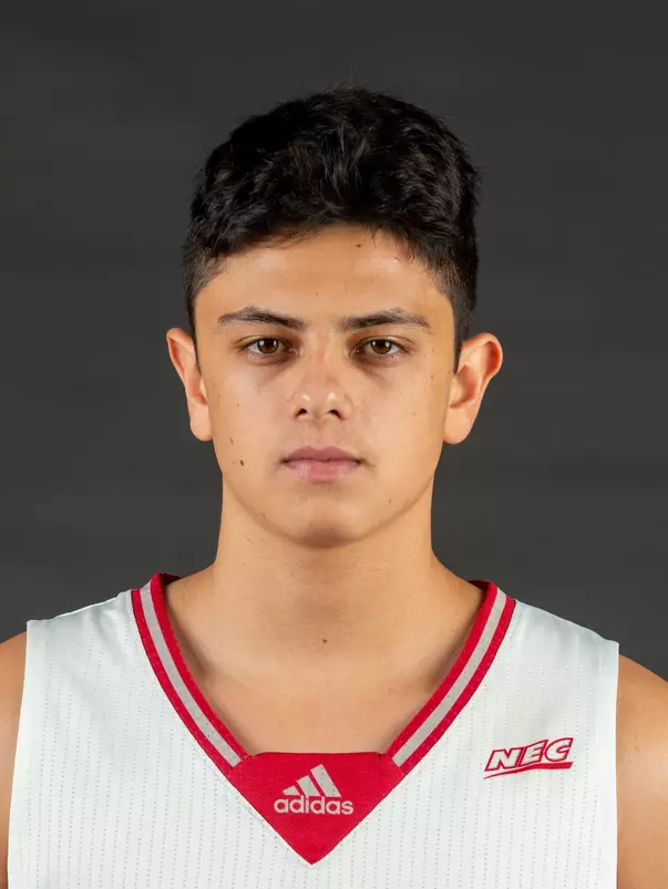 Sacred Heart University men's basketball photo by Tracy Deer-Mirek 8/30/23