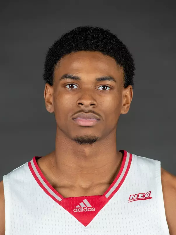 Sacred Heart University men's basketball photo by Tracy Deer-Mirek 8/30/23