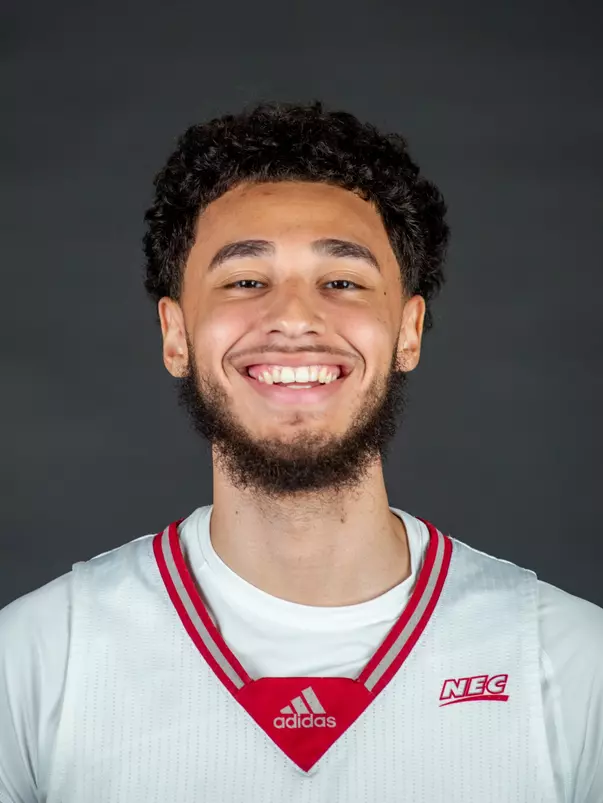 Sacred Heart University men's basketball photo by Tracy Deer-Mirek 8/30/23