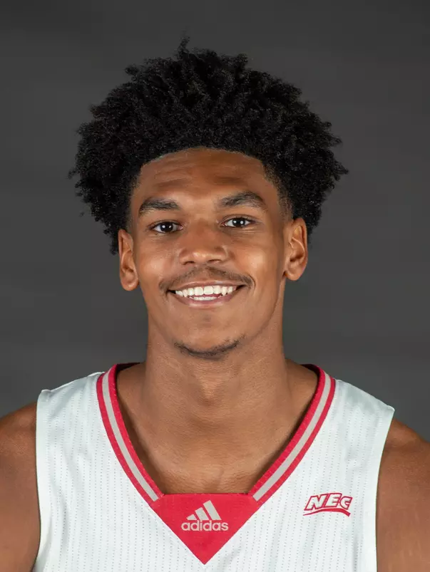 Sacred Heart University men's basketball photo by Tracy Deer-Mirek 8/30/23