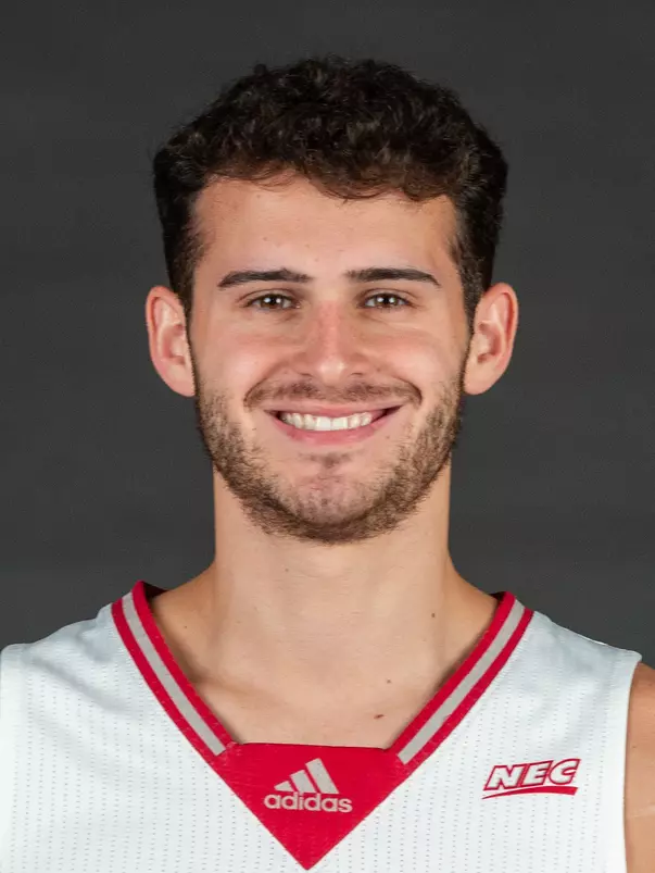 Sacred Heart University men's basketball photo by Tracy Deer-Mirek 8/30/23