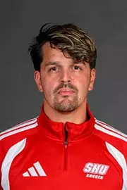 Enzo Pereira