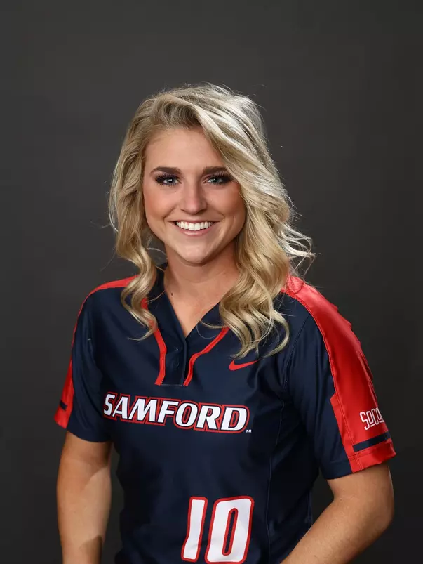Kelsey Royalty head shot2019