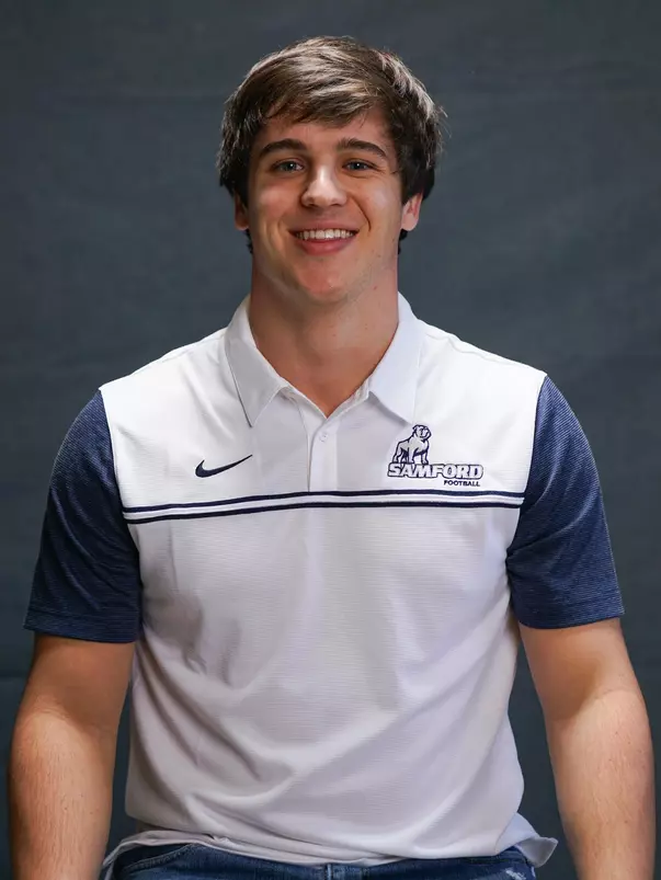 Copeland Petitfils head shot 2021 spring