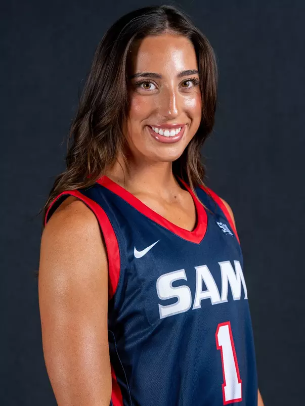Lexie Pritchard head shot2023-24
